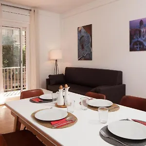 Ola Living Sagrada Familia Apartamento